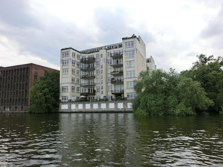 Quit And Designer Loft With Elevator Appartement Berlijn