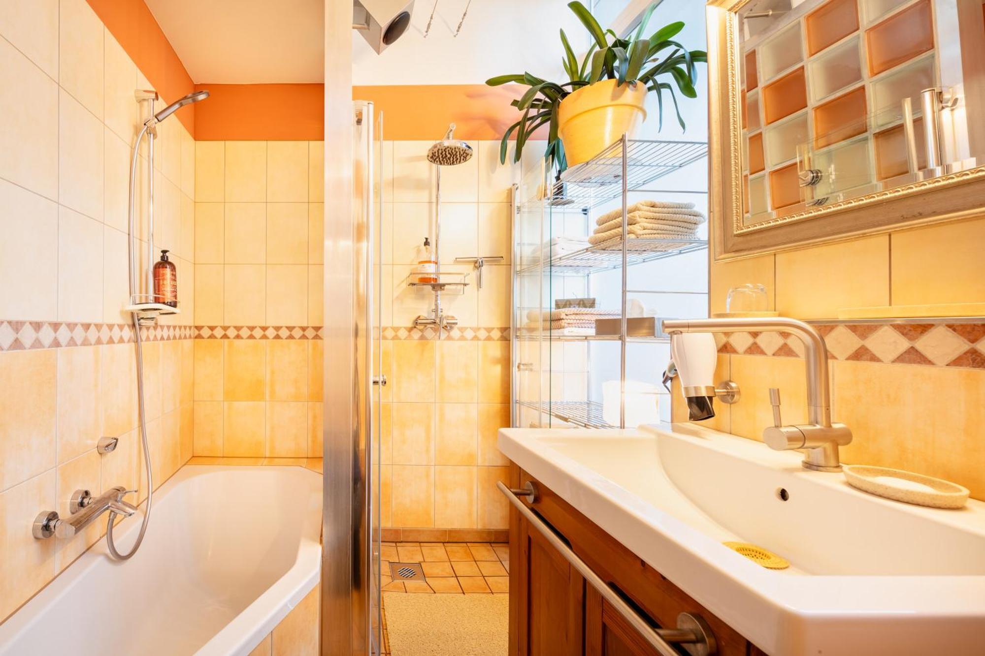 Quit And Designer Loft With Elevator * Berlijn